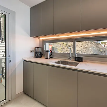 Luxury 2 Bedroom With Sea View